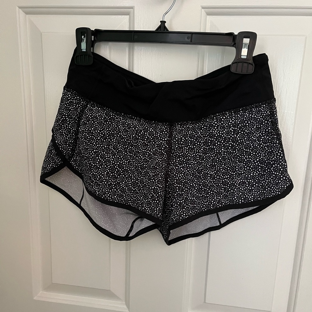 Soze 4 lululemon running shorts, excellent used condition
